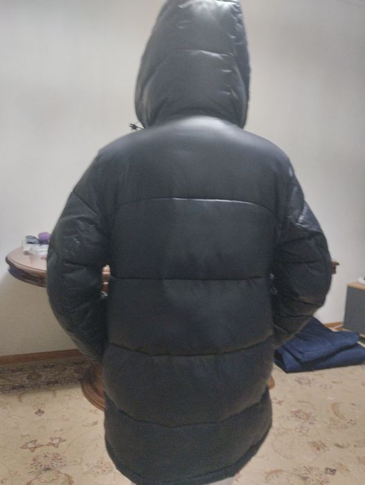 Зимняя куртка для девочкии