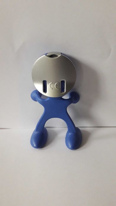 човече часовник детски поставка за химикалка и бележки