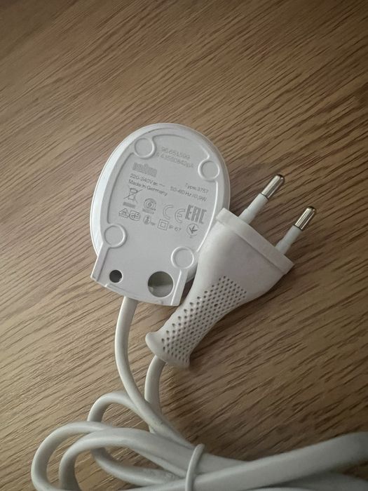 Зарядно за четка за зъби oral-B Braun