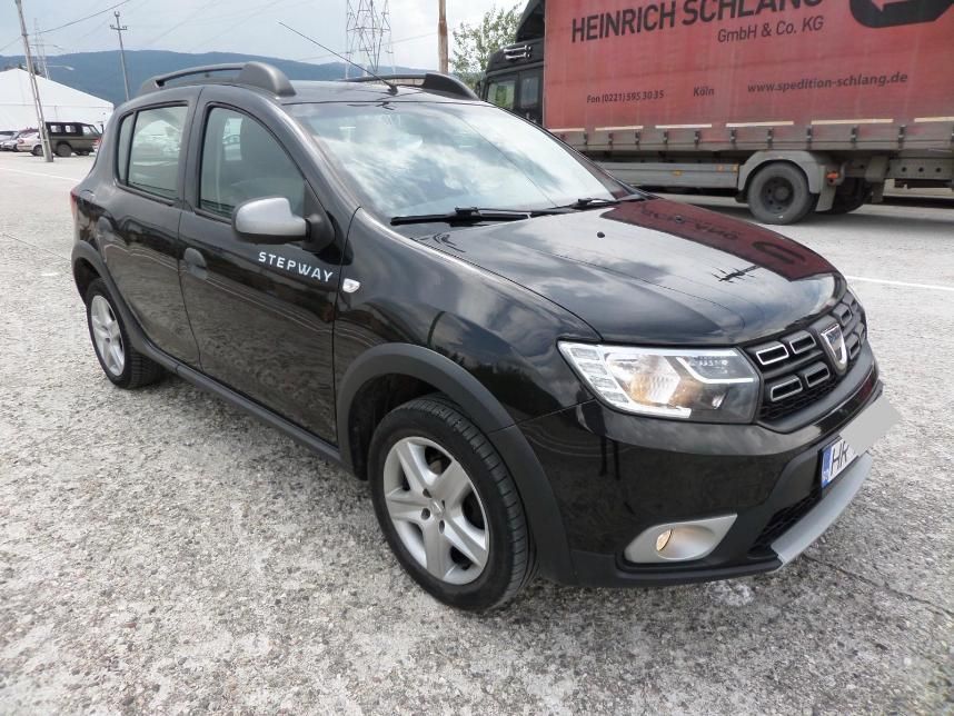 Dacia Sandero Stepway benzina 0,9 in stare foarte-foarte buna de functionare model fara AC !