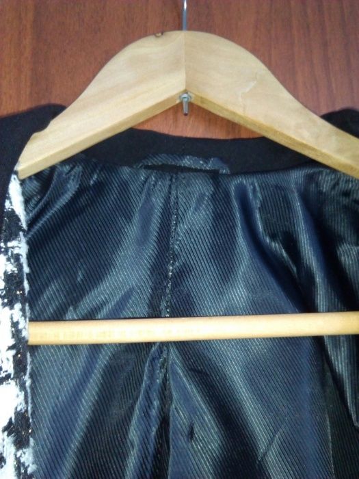 Продам пиджак :)