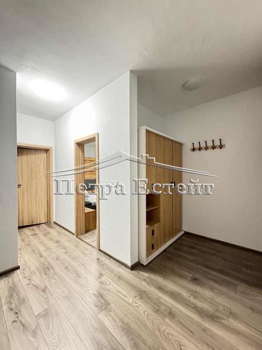 Дава се под наем Двустаен апартамент в к.к. Св.Св. Константин и Елена - 95 кв.м за 550 € - Снимка #3