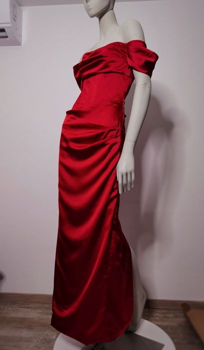 Rochie lunga roșie din satin Vestiaire (nu Ana Radu, MLH, Săvulescu,)
