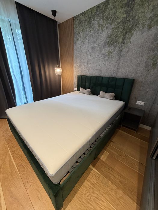Pat Tapitat cu Spatiu Depozitare, Fara Saltea