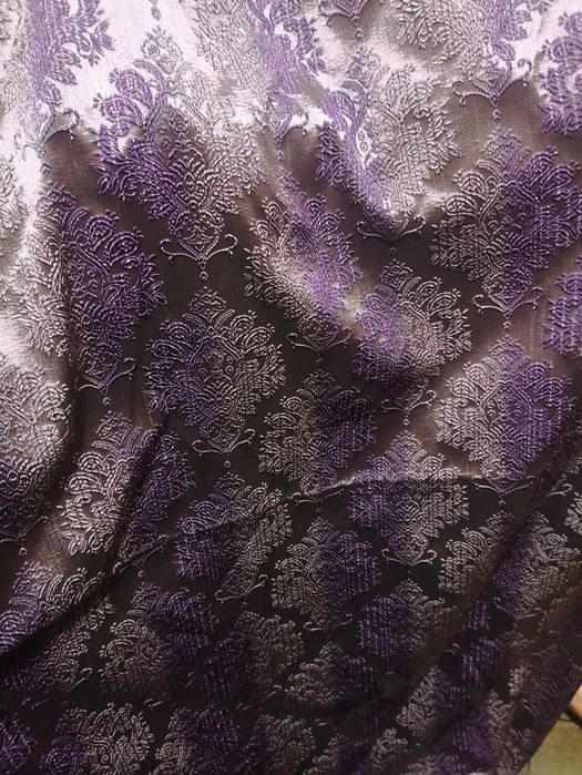 Табуретки , шторы покрывало