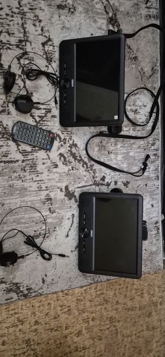 Продавам телевизорчета за кола