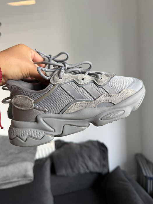 Adidas ozweego 35.5