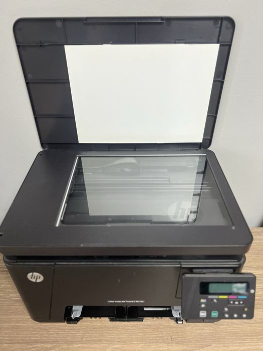 Color LaserJet Pro MFP nefunctionala