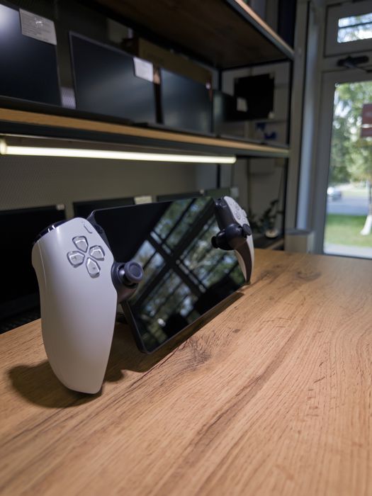 Игровая приставка Sony PlayStation Portal, белый, портативная, 10323/А