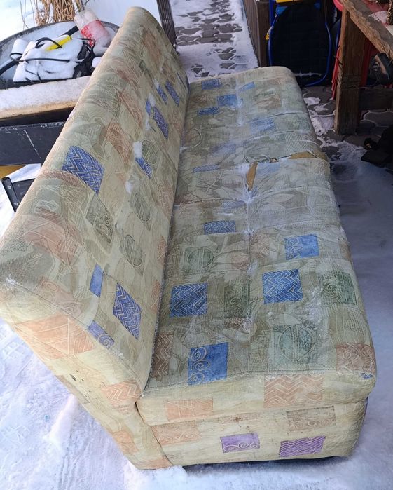 Отдам диван бесплатно