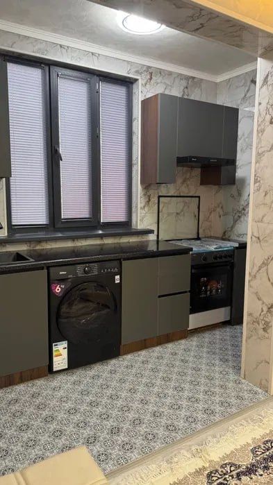 Чиланзар 9 квартал 2в3/4/4 Меб+Тех Балкон 1,5х6