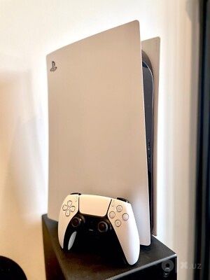 PlayStation 5 комплект полный свой!