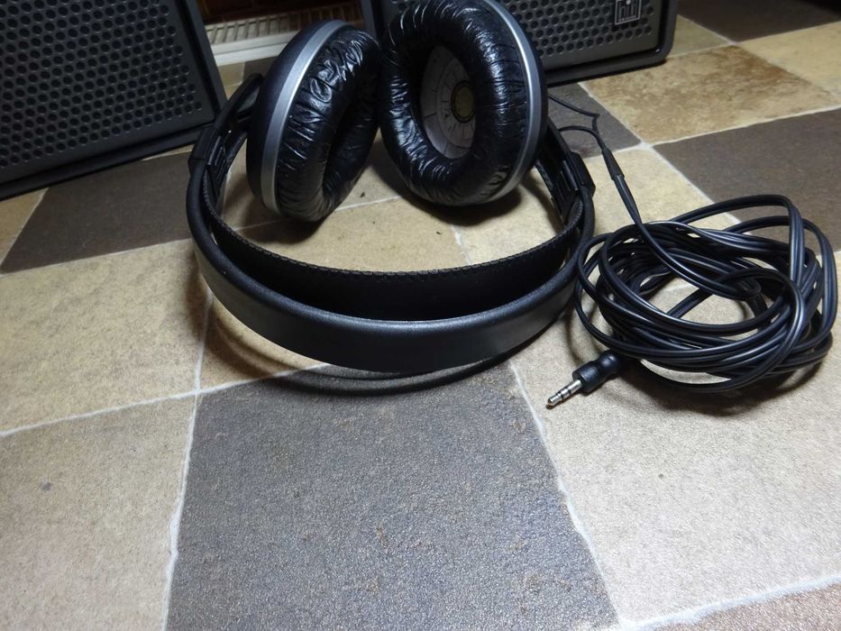 Casti audio vintage SENNHEISER HD 530 II Campulung • OLX.ro