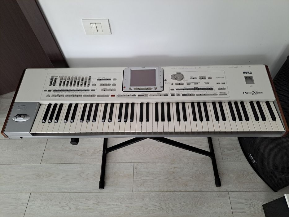 Vând orga profesionala Kong pa2x pro