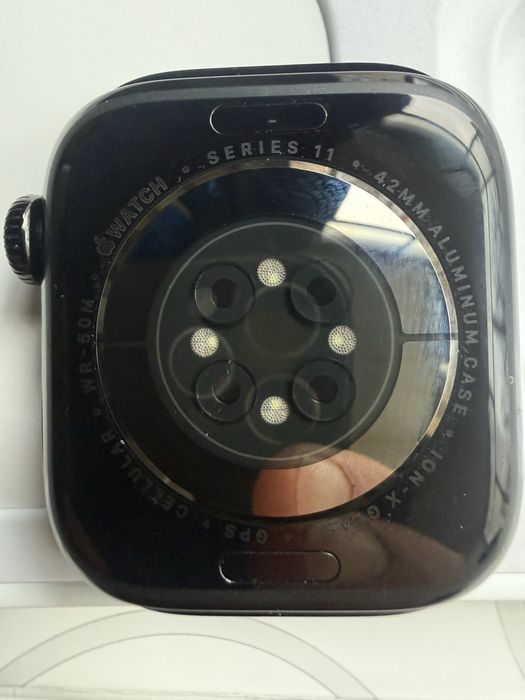 Apple Watch Series 11 42 Jet Black Cellular LTE/5G Nou