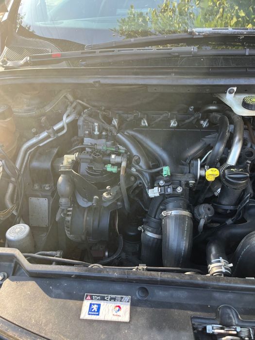 Peugeot 307 sw 2005 2.0 hdi dezmembrez sau vand intreg
