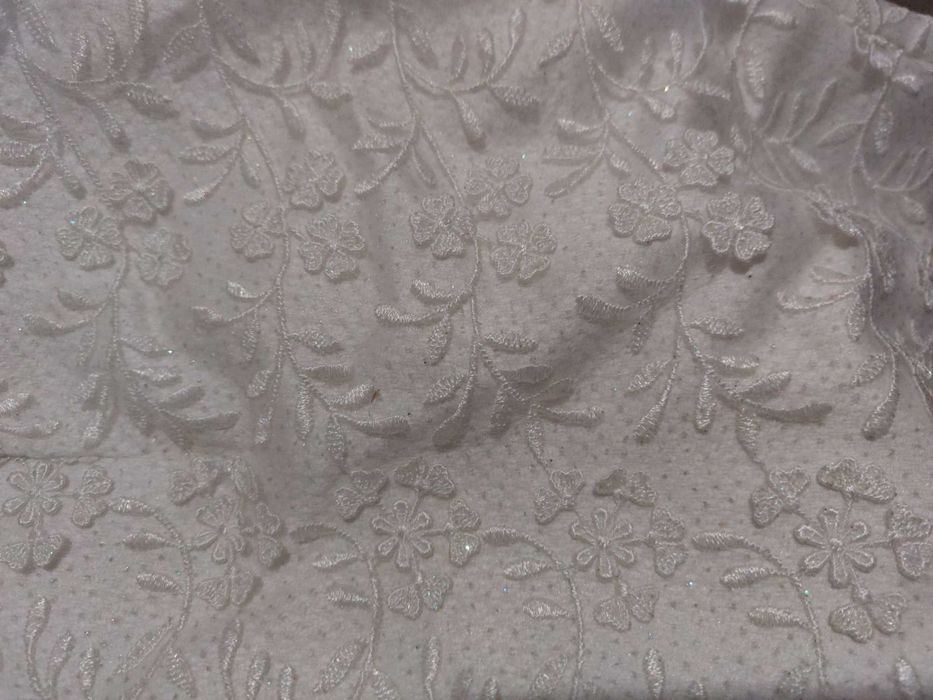 Продам новое праздничное платье