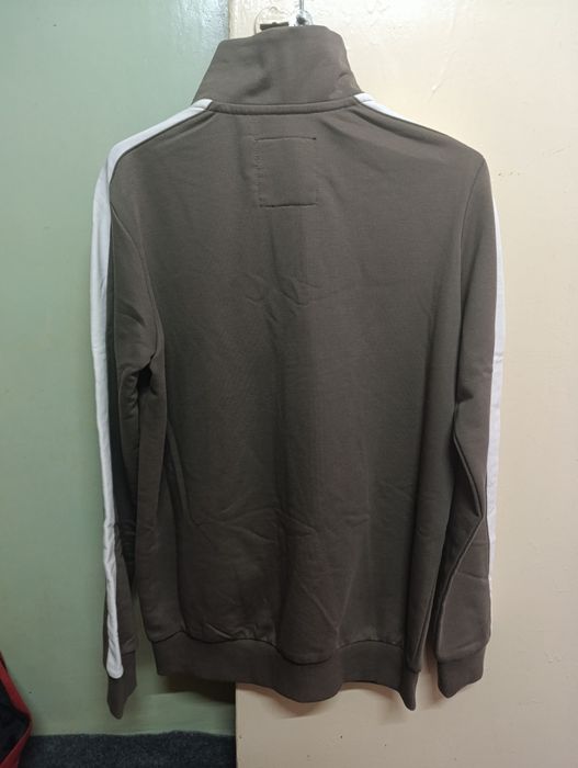 Спортивная куртка на подростка, демисезонная