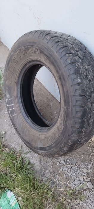 Продам резину размер R15. 255/70