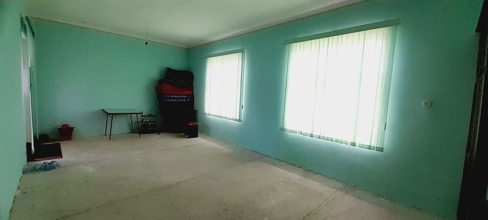 Uy sotiladi Kelishamiz Hamma sharoiti bor