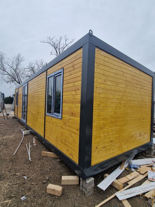 Producător Containere Sanitare vitrină