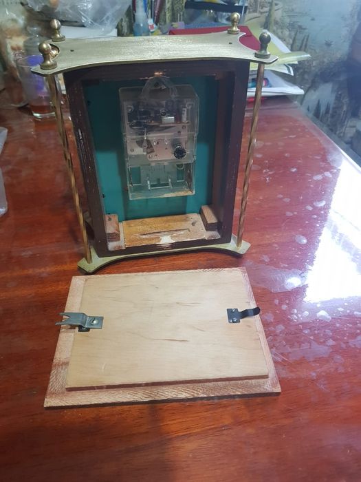 Продам Каминные часы