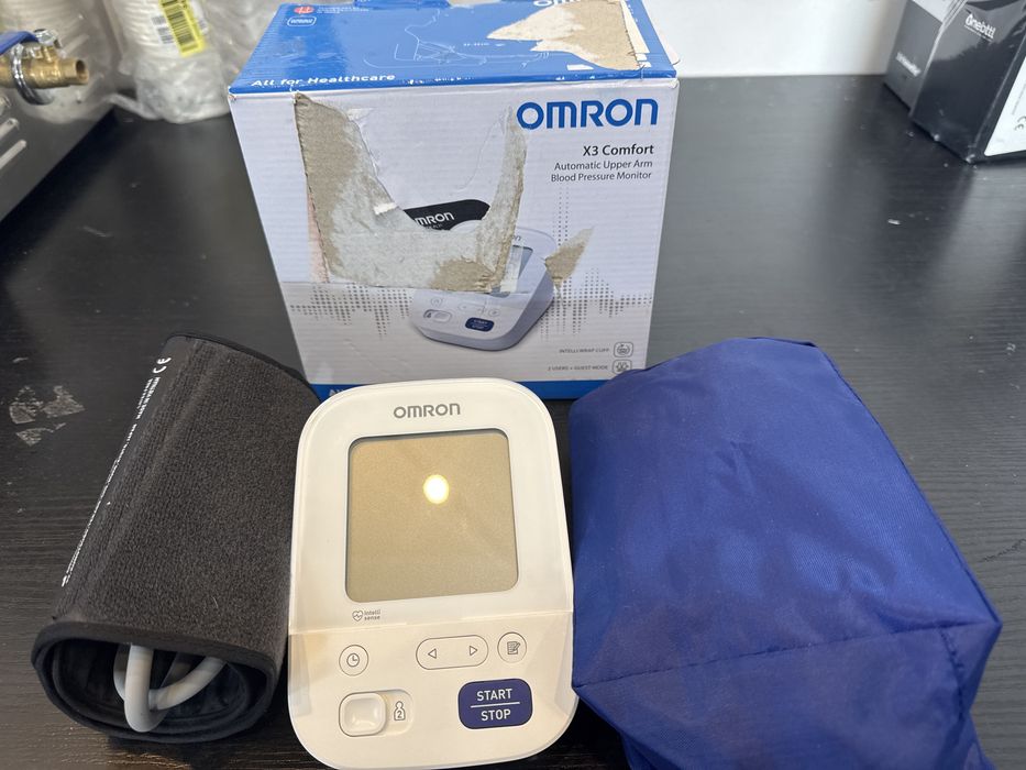 Tensiometru omron X3 comfort