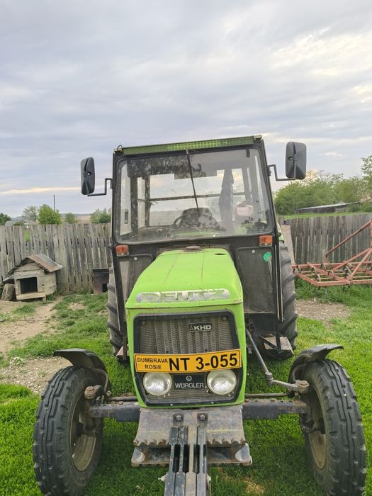 Vând tractor deutz