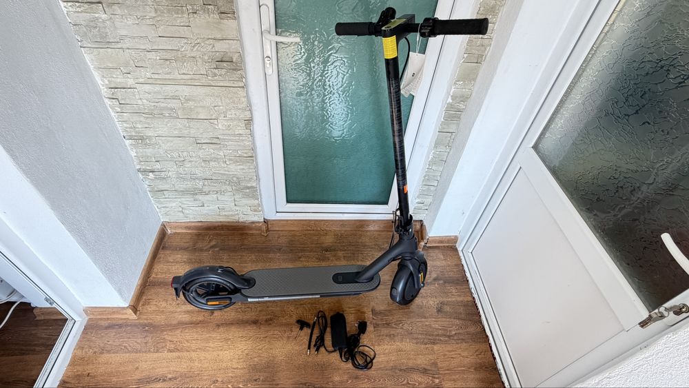 Trotineta electrica Xiaomi 1S Noua 0 km activa si testata 0 cicluri incarcare