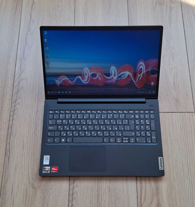 15.6' НОВ Lenovo Ryzen 3 5300U/8GB/256GB SSD/AMD Radeon Vega 7/Бат. 5ч