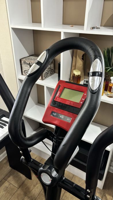 Тренажерный велосипед