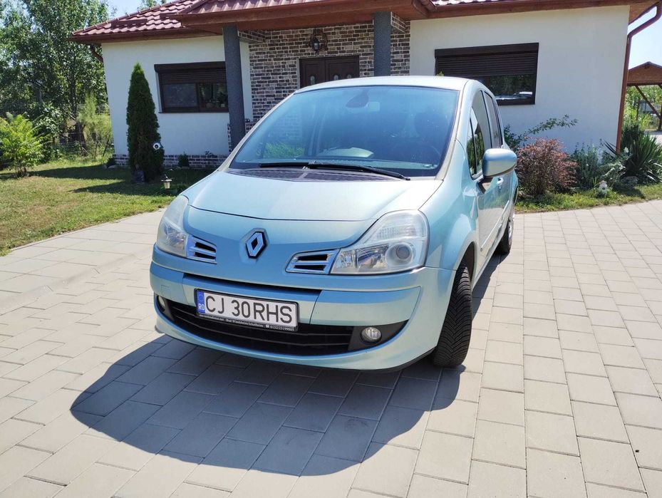 Vând Renault Grand Modus