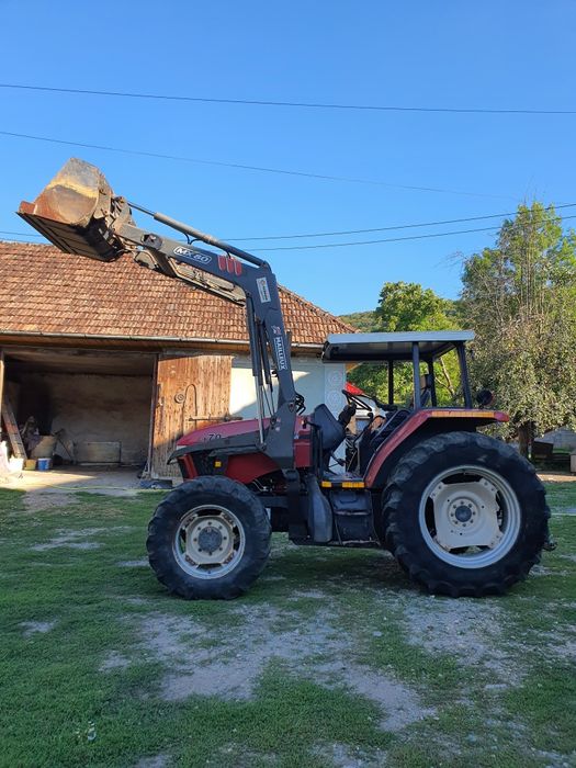 Tractor CASE CX 70 cu încărcător frontal MAILLEUX  MX 80