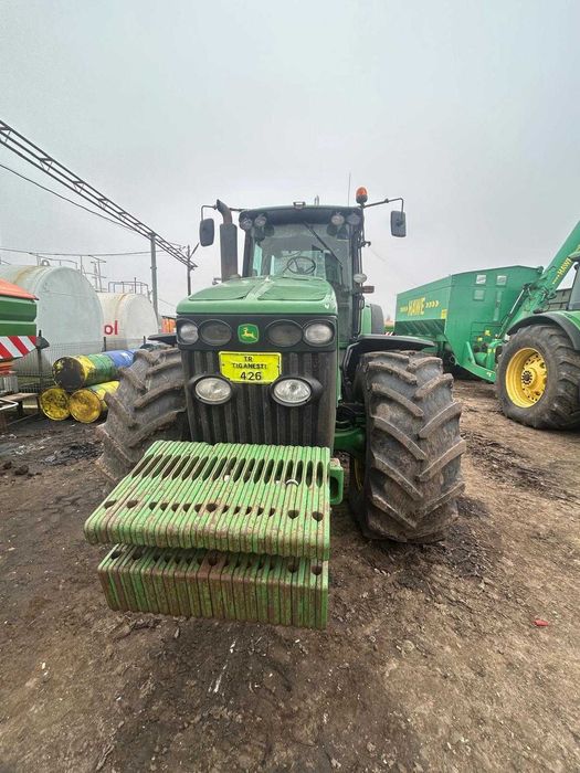 John Deere  8430
