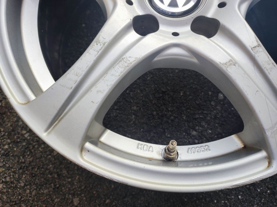 VW/Фолксваген; 4 бр. лети джанти - 16 цола 5x112
