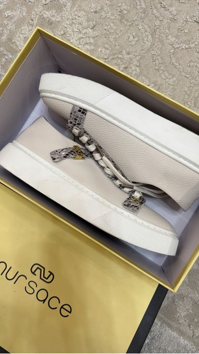 Женсая Обувь кеды.