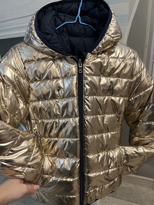 Яке Boss двулицево момиче