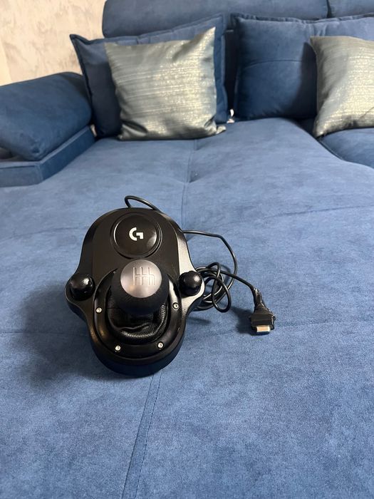 Volan Logitech G29 Playstation/PC + Schimbator