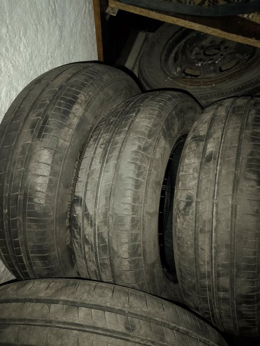 Продам летнюю резину