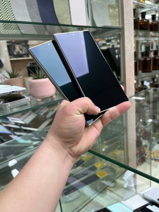 Samsung S24 Ultra xotirasi 12/256Gb