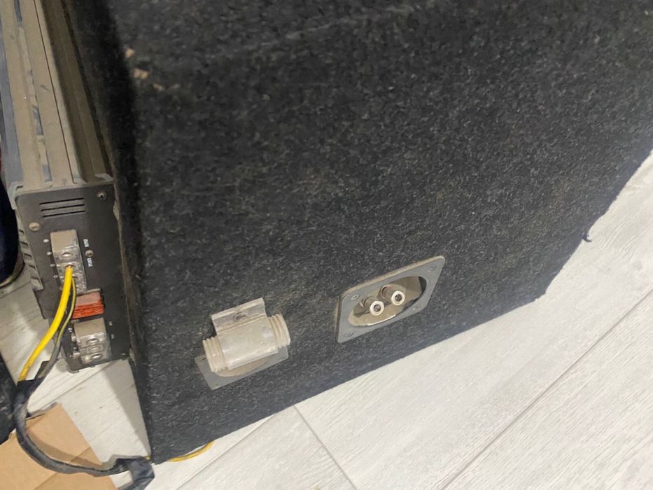 Продаю буфер с усилителом