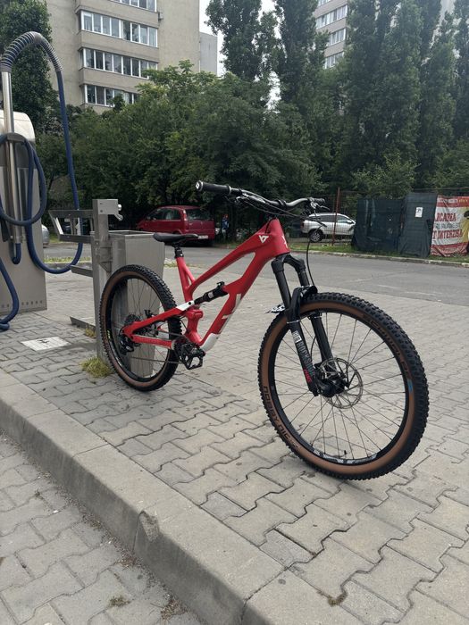 YT Jeffsy CF Pro 2020 Carbon - Mărimea L - Roti 27.5" - Service Full
