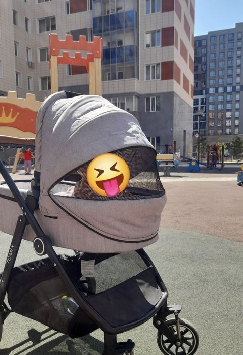 Продам коляску фирмы TOMIX