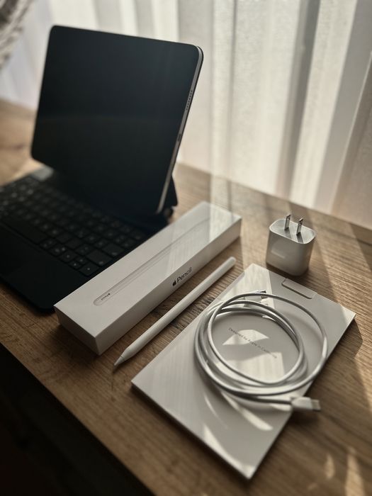 Apple iPad Pro 11" (2022) 4th Gen, 128GB, Wi-Fi, Space Grey / Schimb