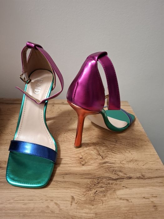 Нови актуални сандали