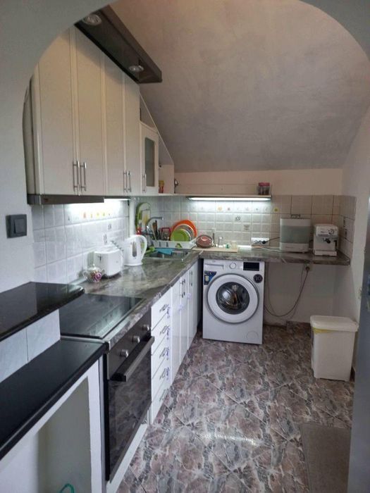 Етаж от къща, под наем, гр. Нови Искър