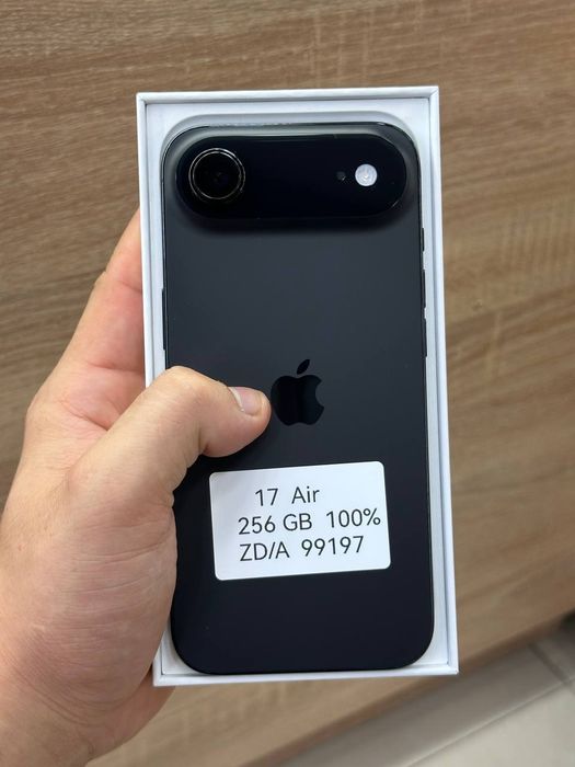 IPhone 17 Air   .
