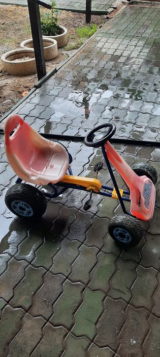 Продаётся детская машинка не дорого