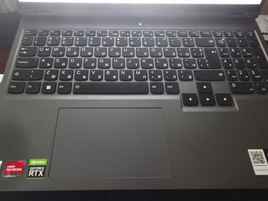 Лаптоп Lenovo Legion 16ACH6H RTX 3070 8 GB, 32GB RAM, 2 TB SSD, RYZEN 7 5800H.