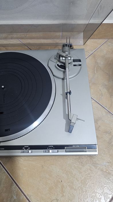 Pick-up technics SL-Q300